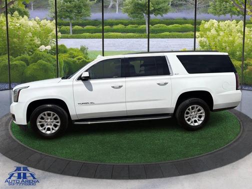 Summit White 2019 GMC Yukon XL SLT