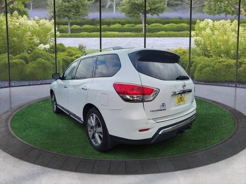 2013 Nissan Pathfinder Platinum