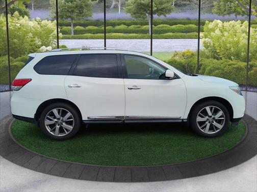 2013 Nissan Pathfinder Platinum