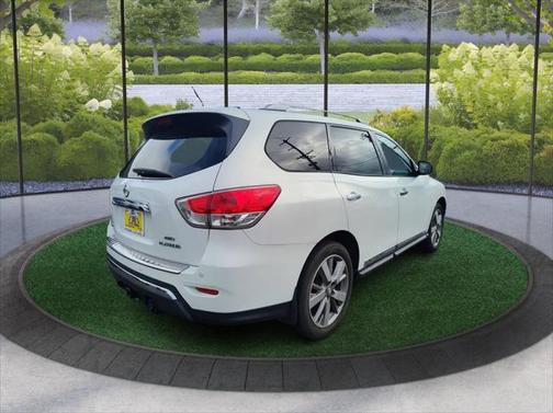 2013 Nissan Pathfinder Platinum
