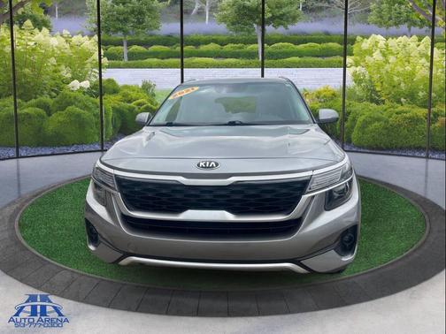 GRAY 2021 Kia Seltos S