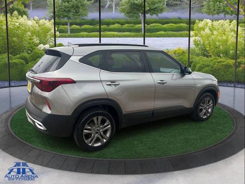 GRAY 2021 Kia Seltos S