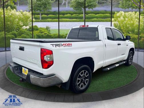 Super White 2016 Toyota Tundra SR5