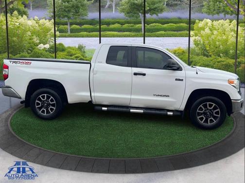 Super White 2016 Toyota Tundra SR5