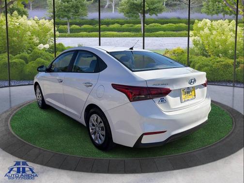 2019 Hyundai Accent SE