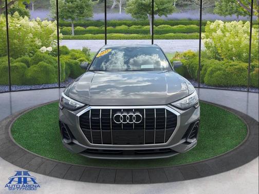 Chronos Gray Metallic 2021 Audi Q3 45 S line Premium