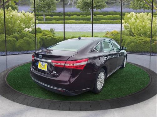 2013 Toyota Avalon Hybrid XLE Premium