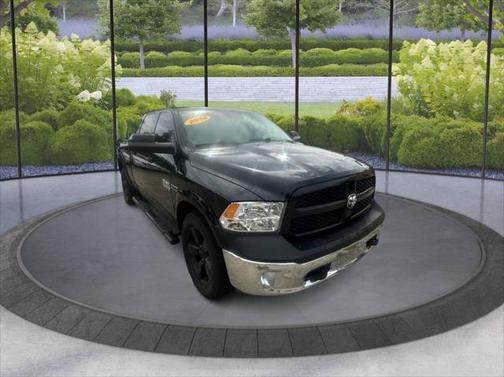2014 RAM 1500 SLT