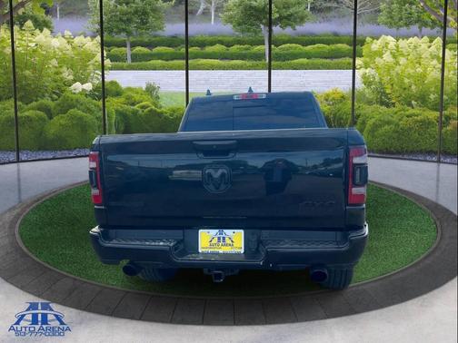 Diamond Black Crystal Pearlcoat 2020 RAM 1500 Big Horn/Lone Star