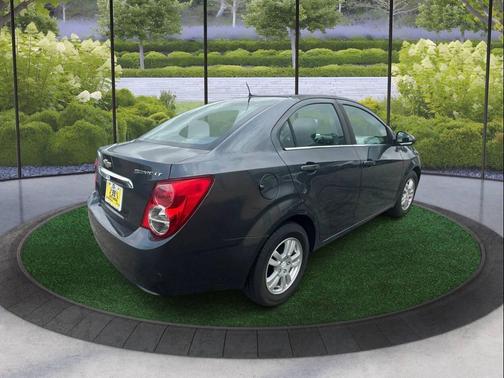2012 Chevrolet Sonic 2LT