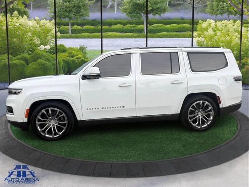 Diamond Black Crystal Pearlcoat 2022 Jeep Grand Wagoneer Series II 4x4