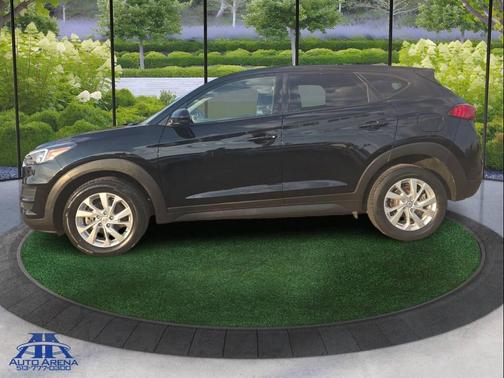 2021 Hyundai TUCSON SE