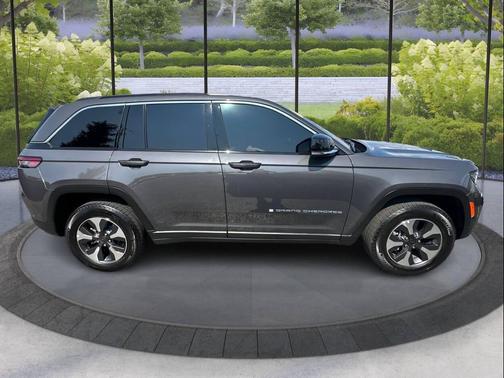 2024 Jeep Grand Cherokee 4xe Base
