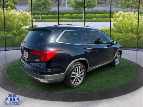 BLACK 2017 Honda Pilot Elite