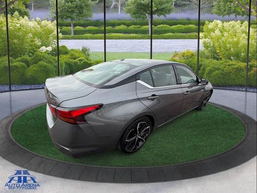 2024 Nissan Altima SR FWD