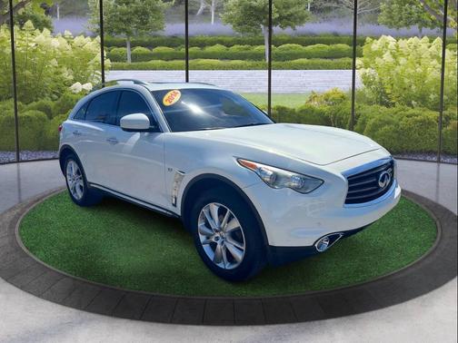 2014 INFINITI QX70 Base