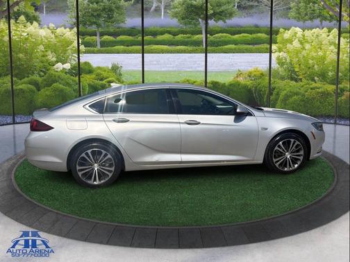 Quicksilver Metallic 2018 Buick Regal Sportback Preferred II