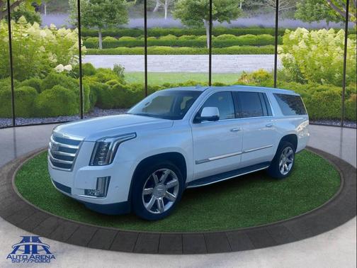 2017 Cadillac Escalade ESV Luxury