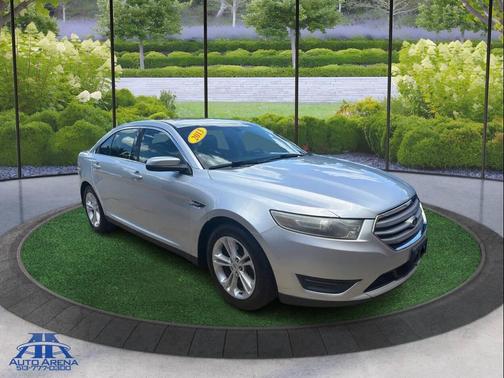 Ingot Silver Metallic 2013 Ford Taurus SEL