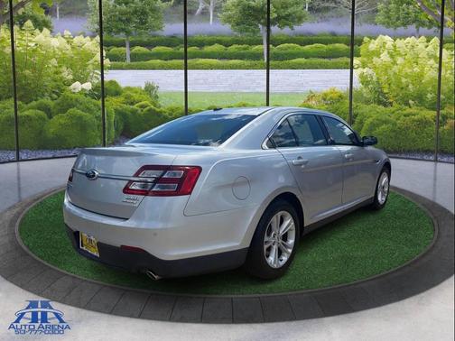 Ingot Silver Metallic 2013 Ford Taurus SEL