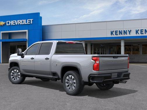 Sterling Gray Metallic 2026 Chevrolet Silverado 2500 Custom