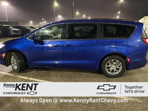 2021 Chrysler Pacifica Touring