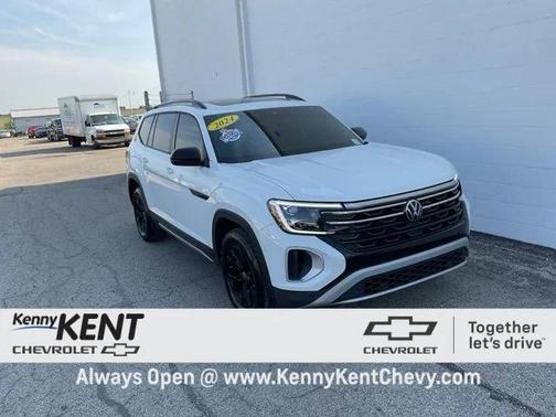 2024 Volkswagen Atlas 2.0T SE w/Technology 4MOTION