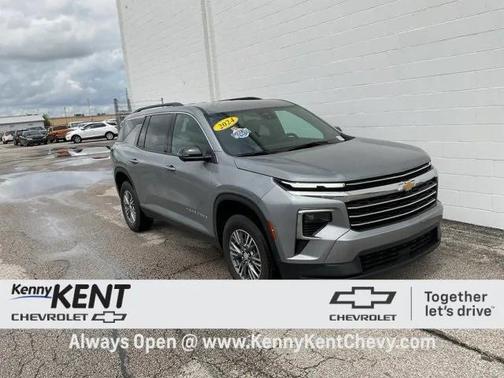 2024 Chevrolet Traverse LT