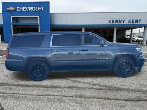 Shadow Gray Metallic 2020 Chevrolet Suburban LT