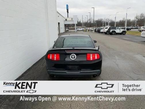 2011 Ford Mustang V6