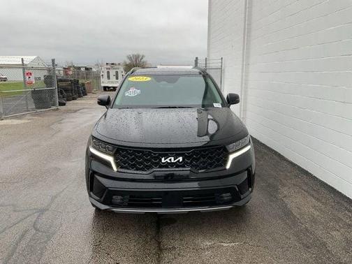 Ebony Black 2023 Kia Sorento SX