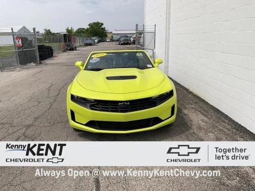 2021 Chevrolet Camaro RWD Convertible LT1