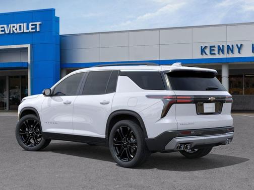 Summit White 2026 Chevrolet Traverse LT