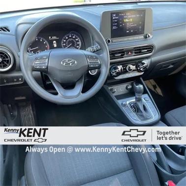 2022 Hyundai KONA SEL
