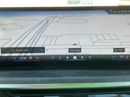 Red 2024 BMW X7 xDrive40i