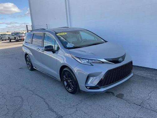 2024 Toyota Sienna XSE 7 Passenger