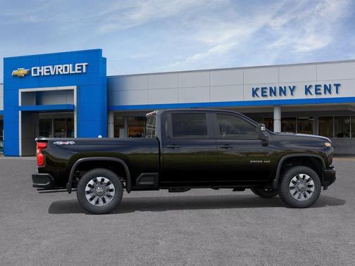 Black 2026 Chevrolet Silverado 2500 Custom