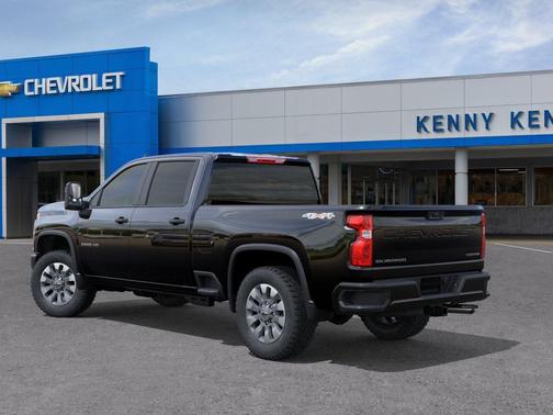 Black 2026 Chevrolet Silverado 2500 Custom