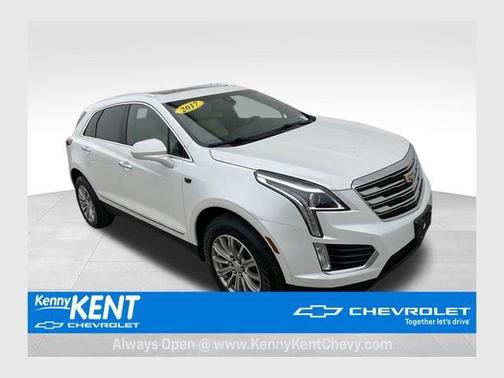 Crystal White Tricoat 2017 Cadillac XT5 Luxury