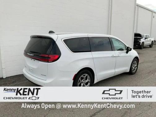 2024 Chrysler Pacifica Limited