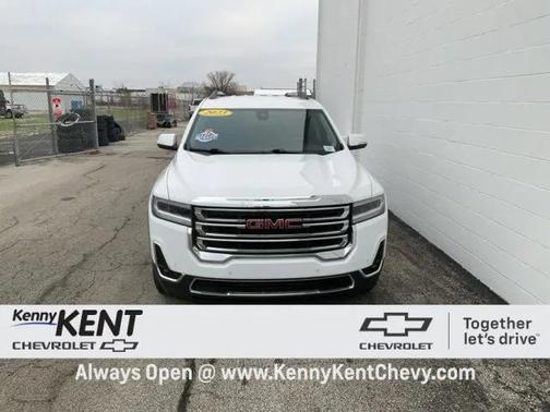 2023 GMC Acadia SLT