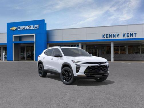 Summit White 2026 Chevrolet Trax FWD ACTIV