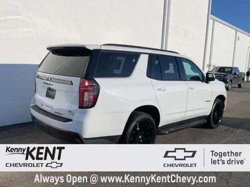 2022 Chevrolet Tahoe 4WD RST