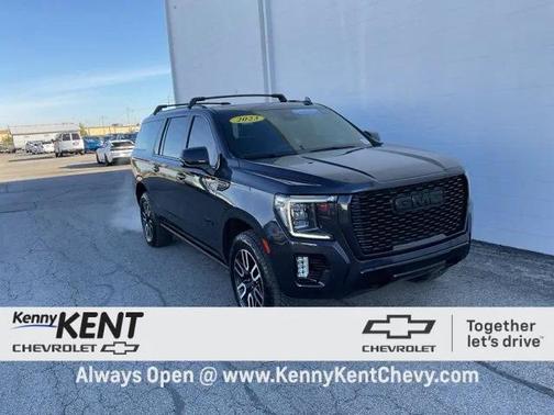 2023 GMC Yukon XL 4WD AT4