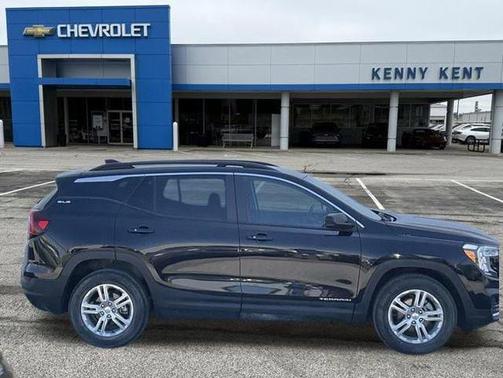 Ebony Twilight Metallic 2022 GMC Terrain SLE