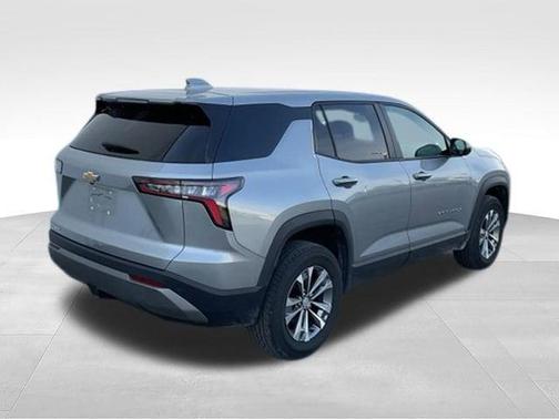 Sterling Gray Metallic 2025 Chevrolet Equinox 1LT