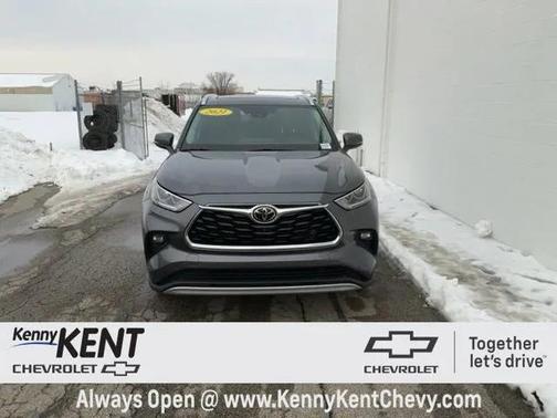 2021 Toyota Highlander Platinum