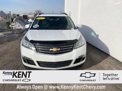 2017 Chevrolet Traverse 2LT
