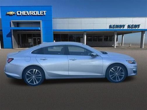 Silver Ice Metallic 2021 Chevrolet Malibu FWD LT