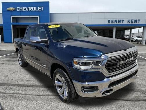 Patriot Blue Pearlcoat 2019 RAM 1500 Limited